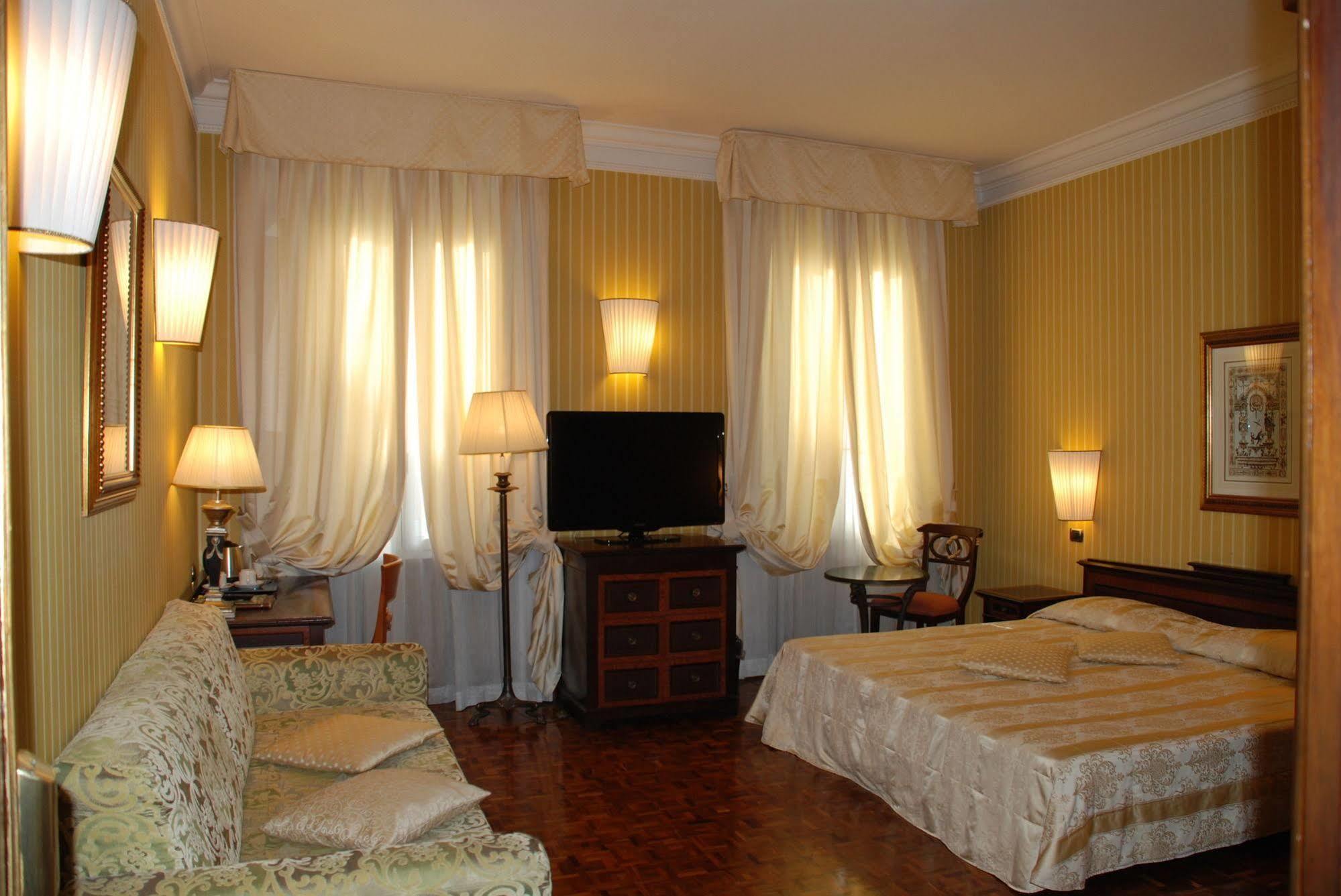 Hotel Cecil Рим Екстер'єр фото