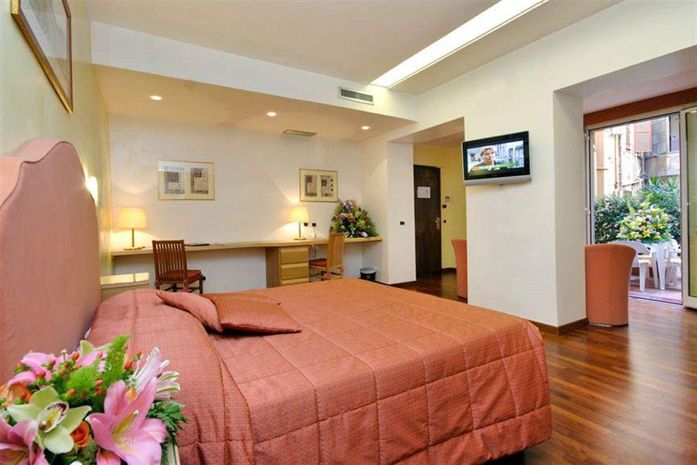 Hotel Cecil Рим Екстер'єр фото